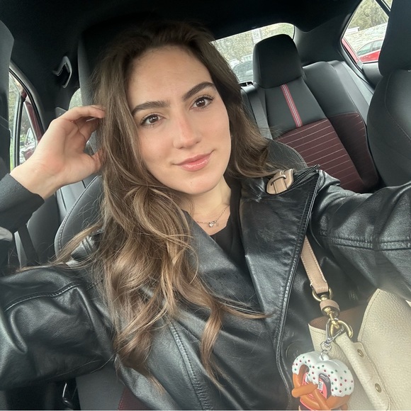 nina1998
